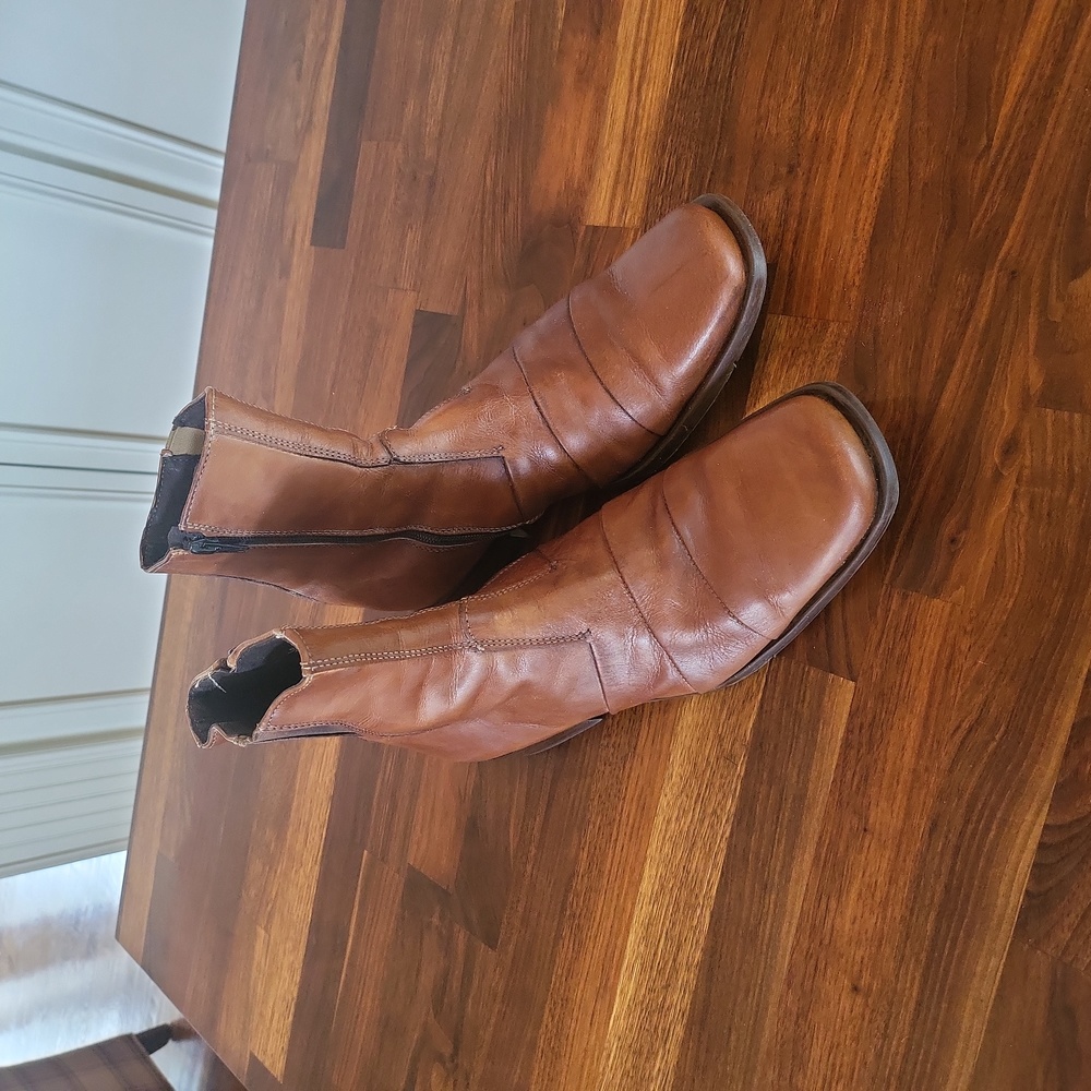 Kenneth Cole Reaction Boots
